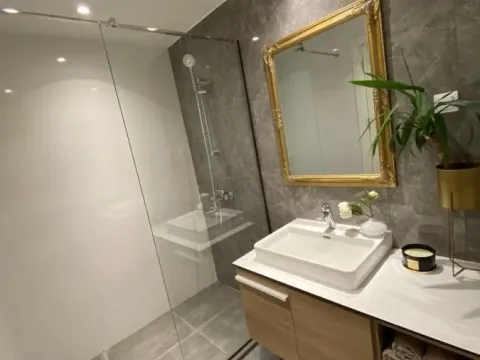 Rent, two bedroom apartment, 55m², Savski Venac, Beograd - image 8