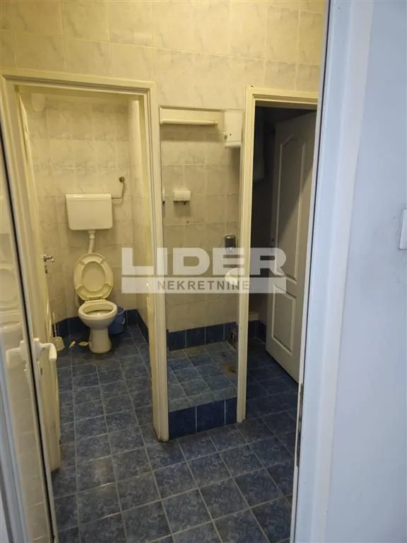 Rent, office space, 1000m², Dušanovac, Voždovac Sve Podlokacije