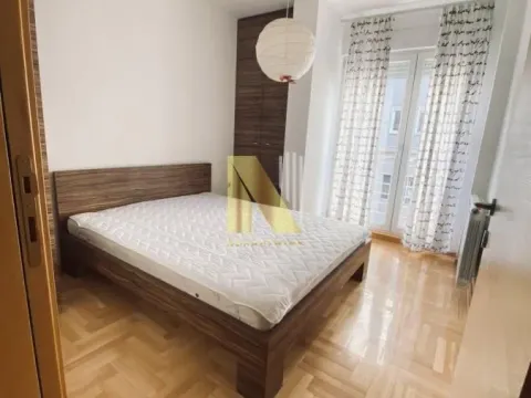Izdavanje, četvorosoban stan, 98m², Centar, Novi Sad - image 7