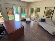 Izdavanje, kuća, 330m², Zeta, Podgorica - image 11