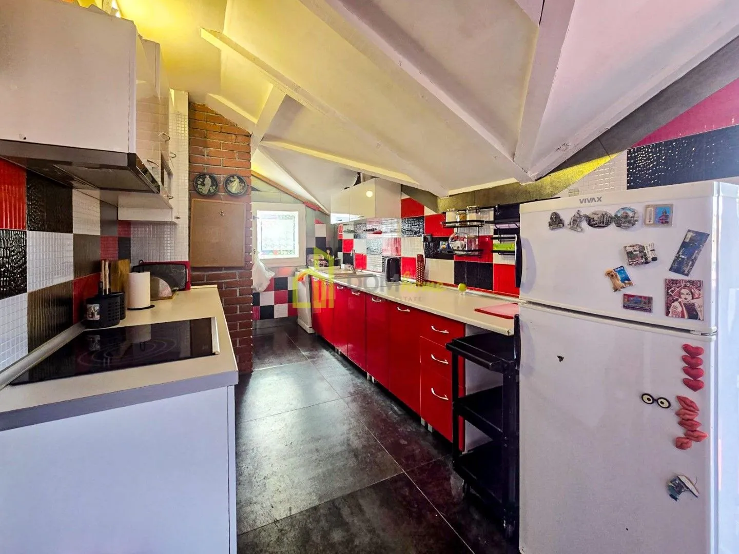 Izdavanje, trosoban stan, 115m², Zabjelo, Podgorica
