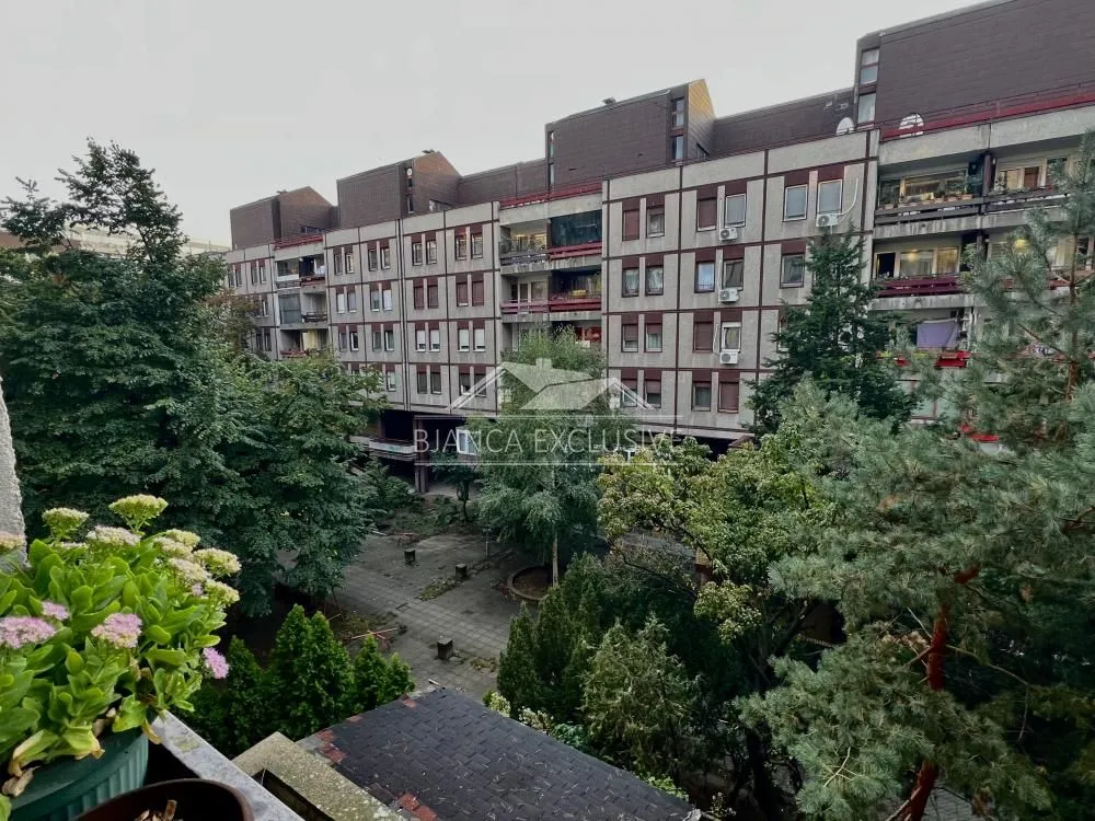 Prodaja, četvorosoban stan, 88m², Novi Beograd Sve Podlokacije, Beograd