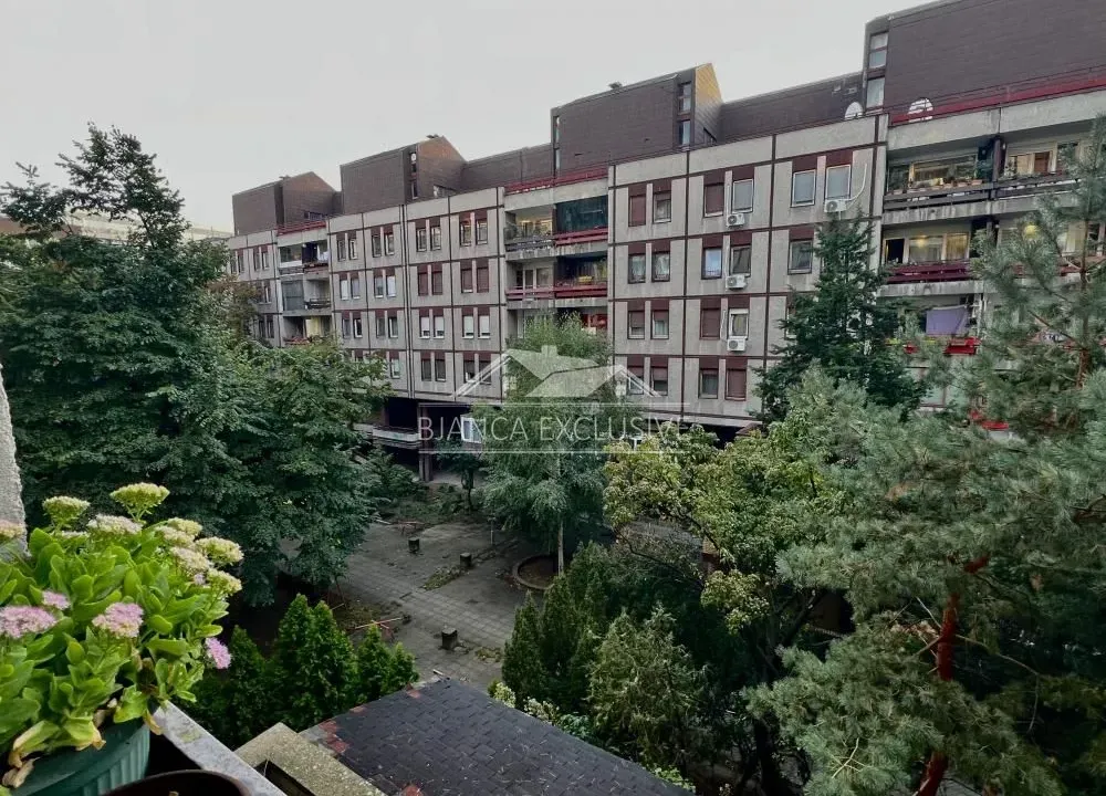 Prodaja, četvorosoban stan, 88m², Novi Beograd Sve Podlokacije, Beograd