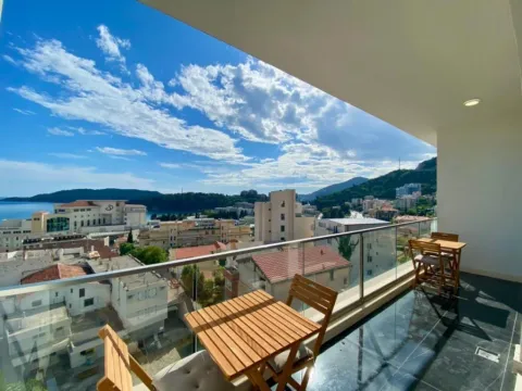Izdavanje, jednosoban stan, 55m², Bečići, Budva - image 13