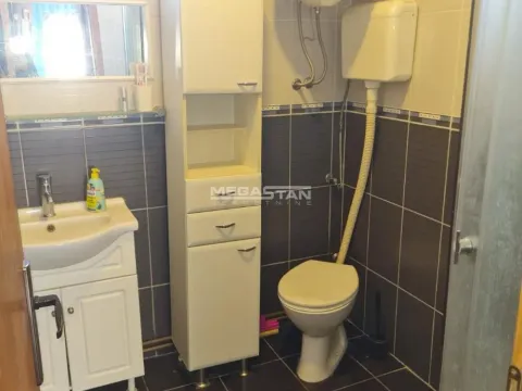 Prodaja, četvorosoban stan, 77m², Borča 1, Borča Sve Podlokacije - image 12