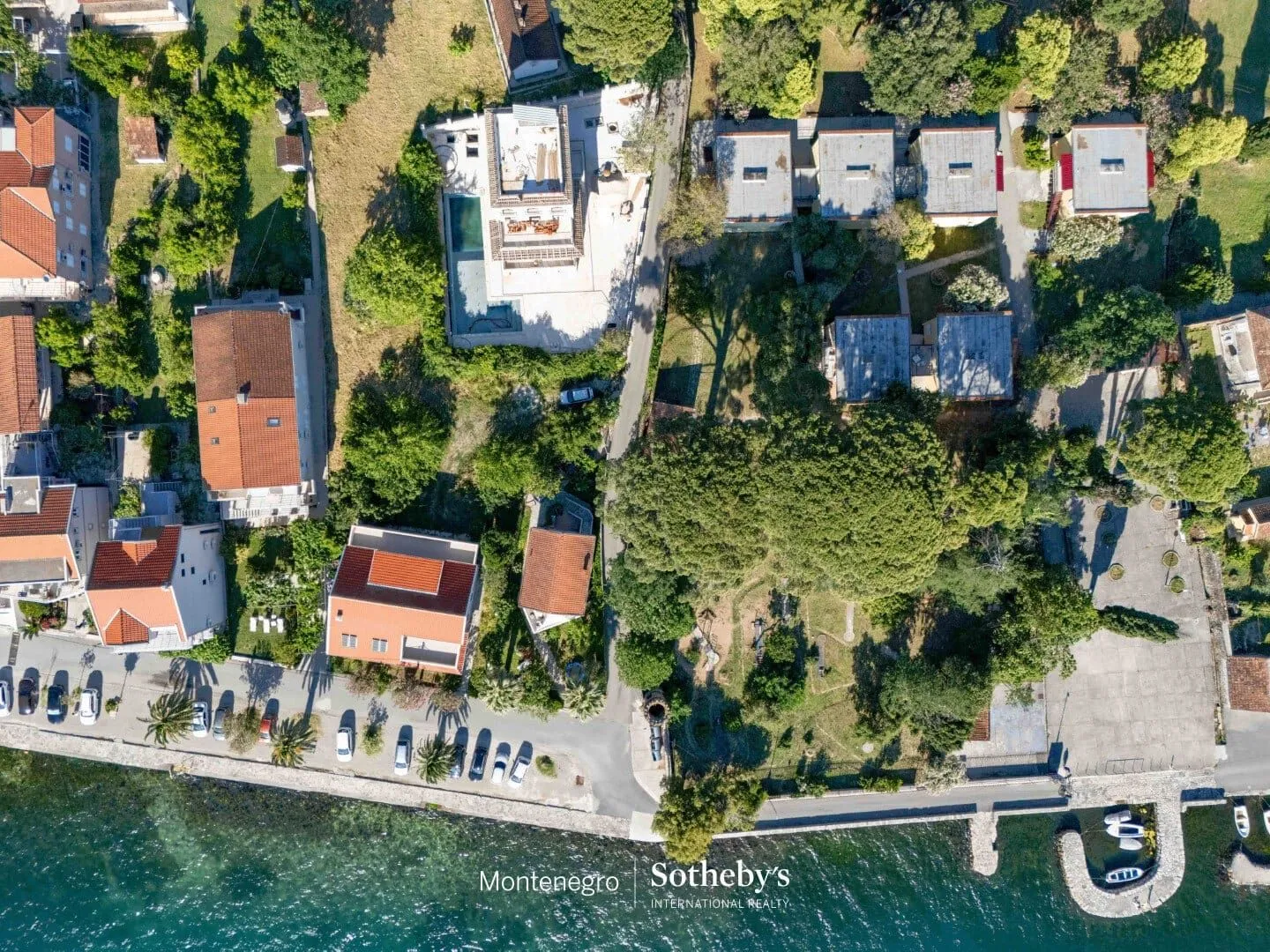 Prodaja, kuća, 410m², Donja Lastva, Tivat