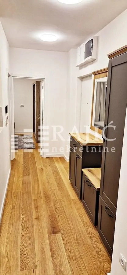Rent, two bedroom apartment, 48m², Južni Bulevar, Vračar Sve Podlokacije