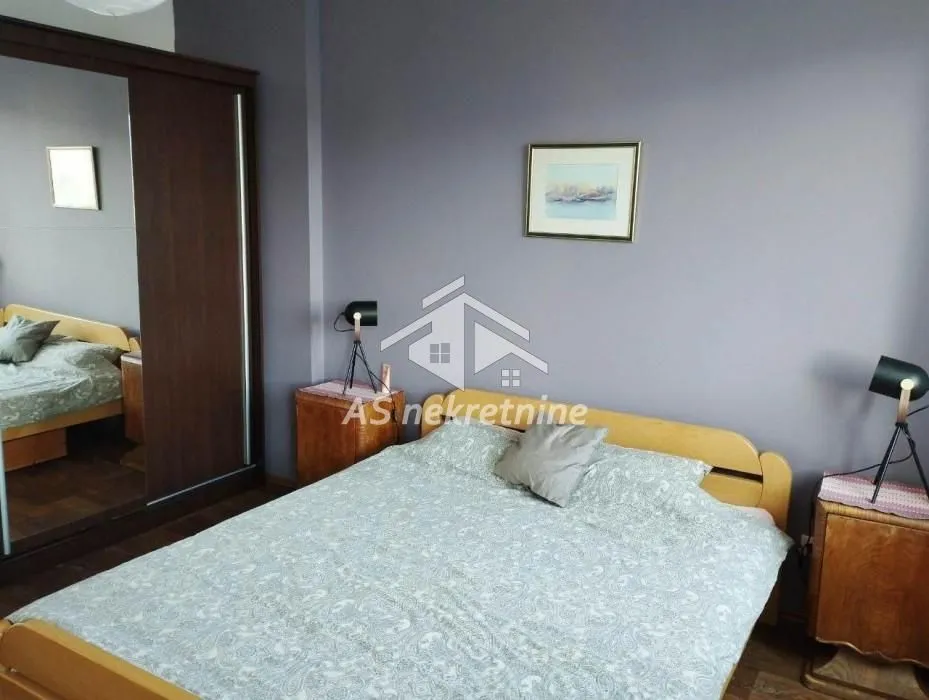 Rent, two bedroom apartment, 45m², Stari Grad, Beograd