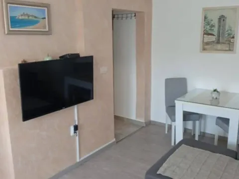 Sale, studio apartment, 27m², Stara Varoš, Podgorica - image 8