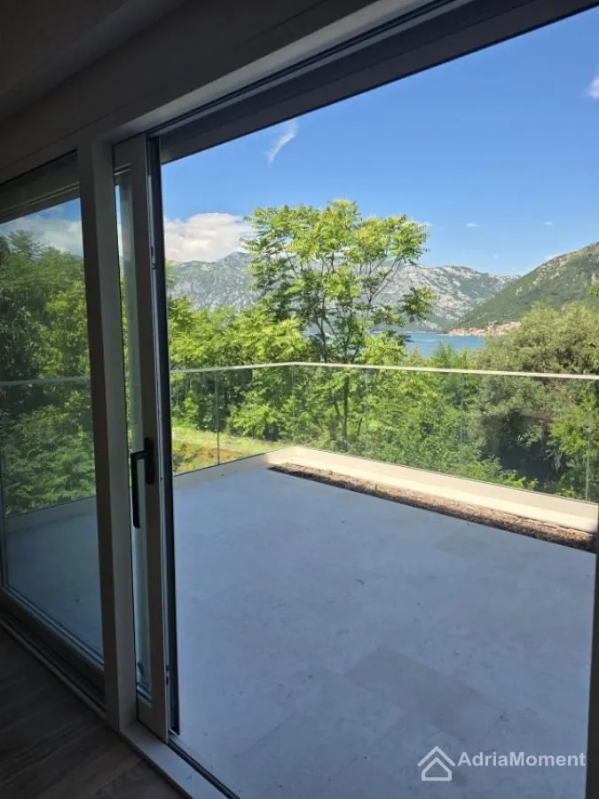 Prodaja, jednosoban stan, 55m², Stoliv, Kotor