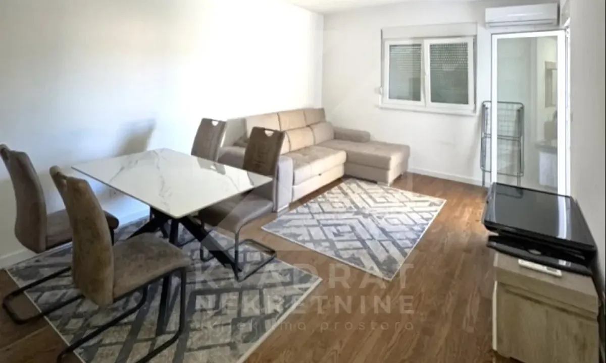 Izdavanje, jednosoban stan, 48m², Stari Aerodrom, Podgorica