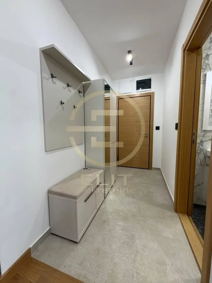 Izdavanje, stan, 72m², Sajam, Novi Sad Sve Podlokacije