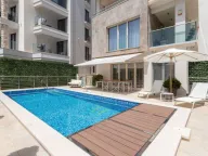 Sale, house, 400m², Bečići, Budva - image 9