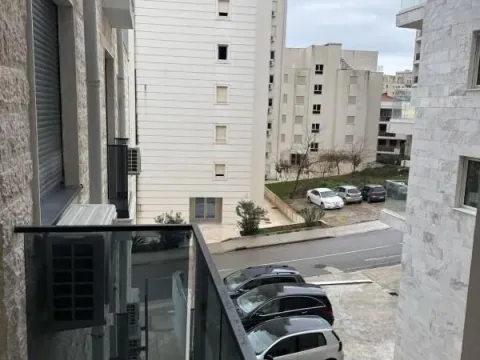 Sale, one bedroom apartment, 38m², Bečići, Budva - image 9