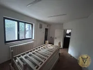 Izdavanje, kuća, 200m², Medaković Sve Podlokacije, Beograd - image 6