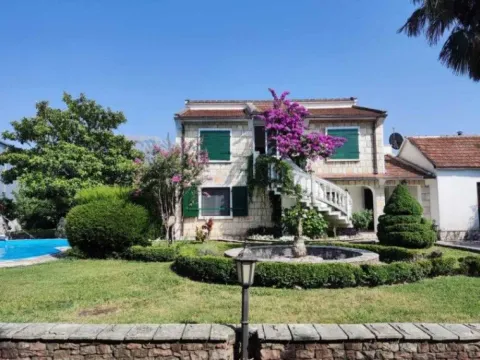 Izdavanje, kuća, 120m², Bar, Crna Gora - image 1