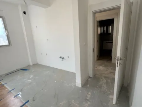 Prodaja, dvosoban stan, 74m², Centar, Bar - image 2