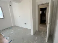 Prodaja, dvosoban stan, 75m², Centar, Bar - image 2