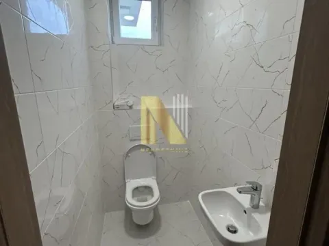 Izdavanje, četvorosoban stan, 92m², Alibegovac, Petrovaradin - image 8