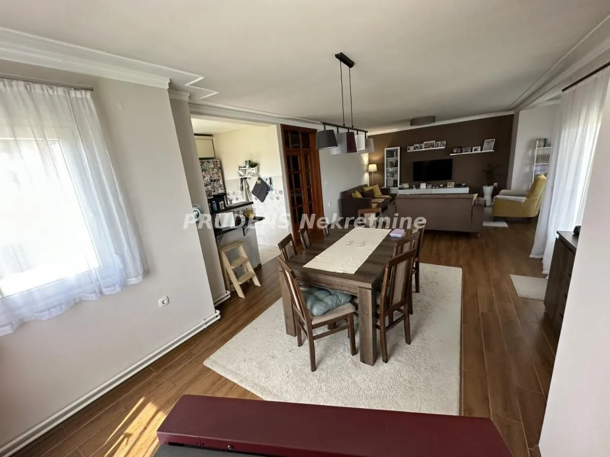 Sale, house, 110m², Dobanovci, Surčin