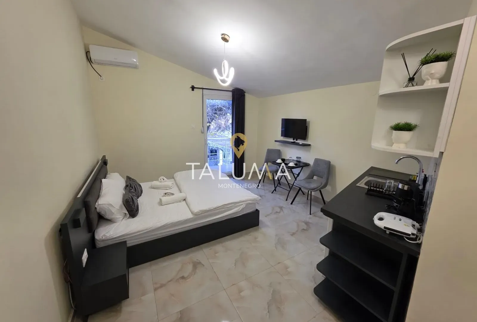 Rent, office space, 460m², Gornja Gorica, Podgorica