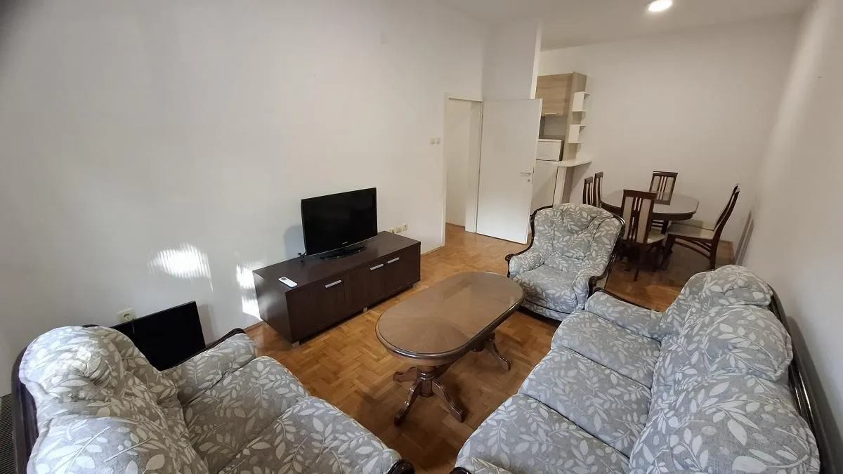 Prodaja, dvosoban stan, 68m², Centar, Novi Sad