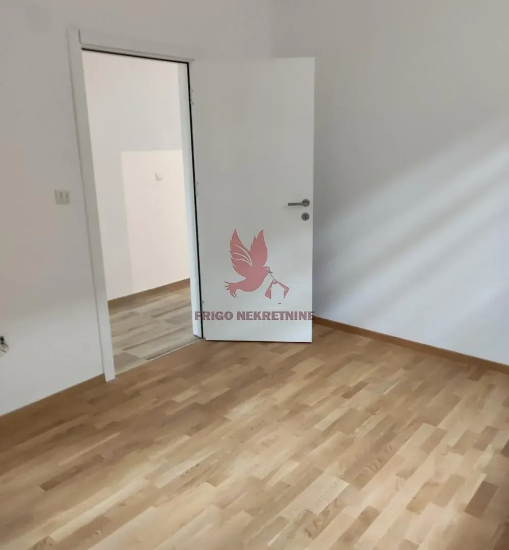 Sale, four bedroom apartment, 78m², Mladenovac, Beograd