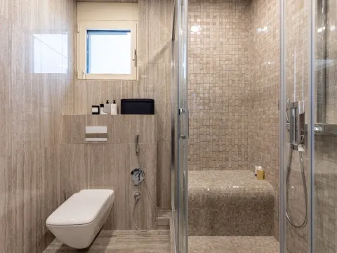 Sale, house, 400m², Bečići, Budva - image 11