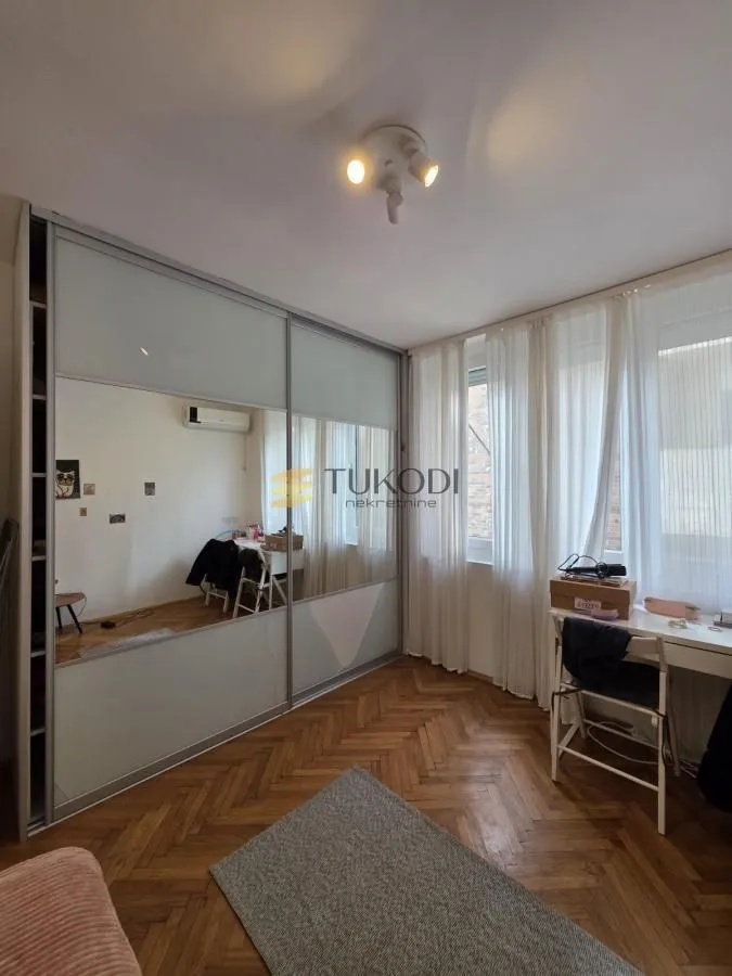 Sale, three bedroom apartment, 64m², Vračar Sve Podlokacije, Beograd