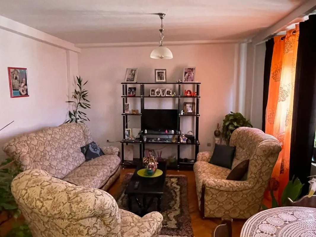 Prodaja, kuća, 550m², Gorica C, Podgorica
