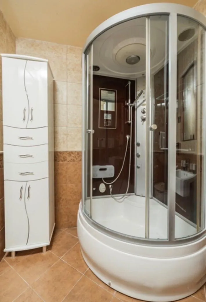 Rent, three bedroom apartment, 130m², Dobrota, Kotor
