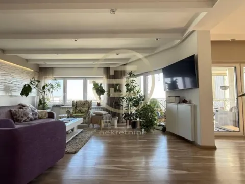 Prodaja, kuća, 273m², Petrovaradin, Novi Sad - image 4