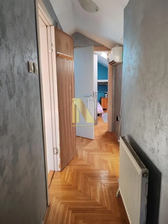 Prodaja, četvorosoban stan, 70m², Bulevar Evrope, Novi Sad Sve Podlokacije