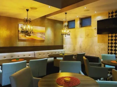 Rent, hospitality venue, 700m², Bečići, Budva - image 13