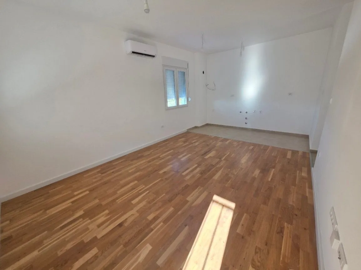 Prodaja, dvosoban stan, 55m², Zabjelo, Podgorica