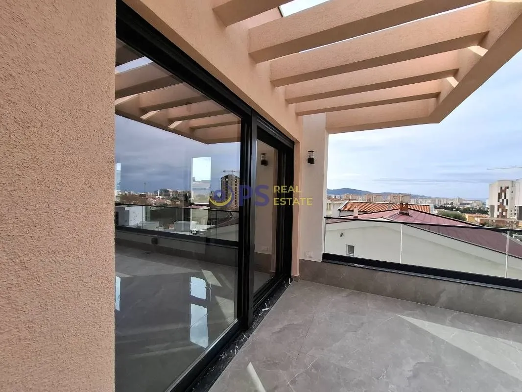 Sale, house, 400m², Bar, Crna Gora