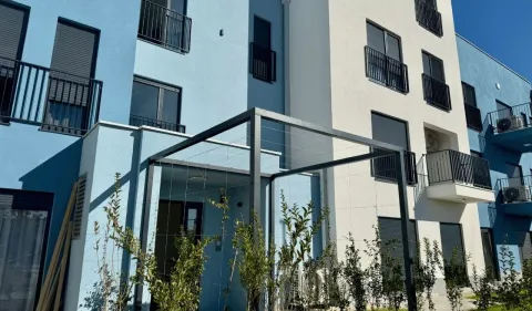 Izdavanje, trosoban stan, 149m², Zabjelo, Podgorica - image 11