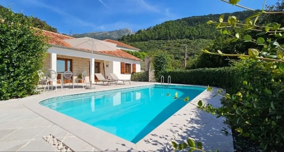 Rent, house, 70m², Kavač, Kotor
