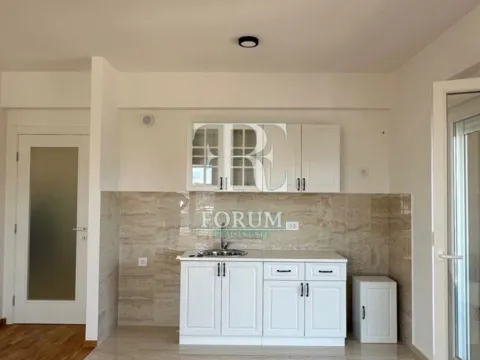 Izdavanje, dvosoban stan, 65m², Stari Aerodrom, Podgorica - image 2