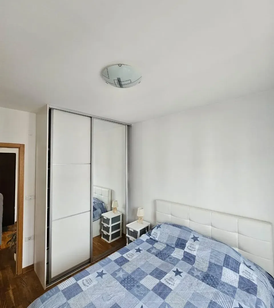 Izdavanje, jednosoban stan, 50m², City Kvart, Podgorica