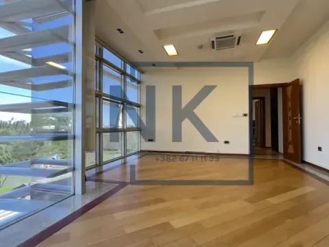 Izdavanje, poslovni prostor, 130m², Momišići, Podgorica