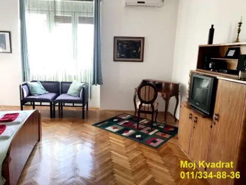 Rent, one bedroom apartment, 65m², Stari Grad, Beograd - image 9