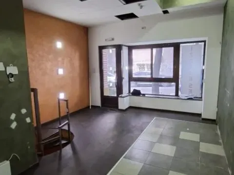 Izdavanje, poslovni prostor, 86m², Sarajevska, Beograd - image 3