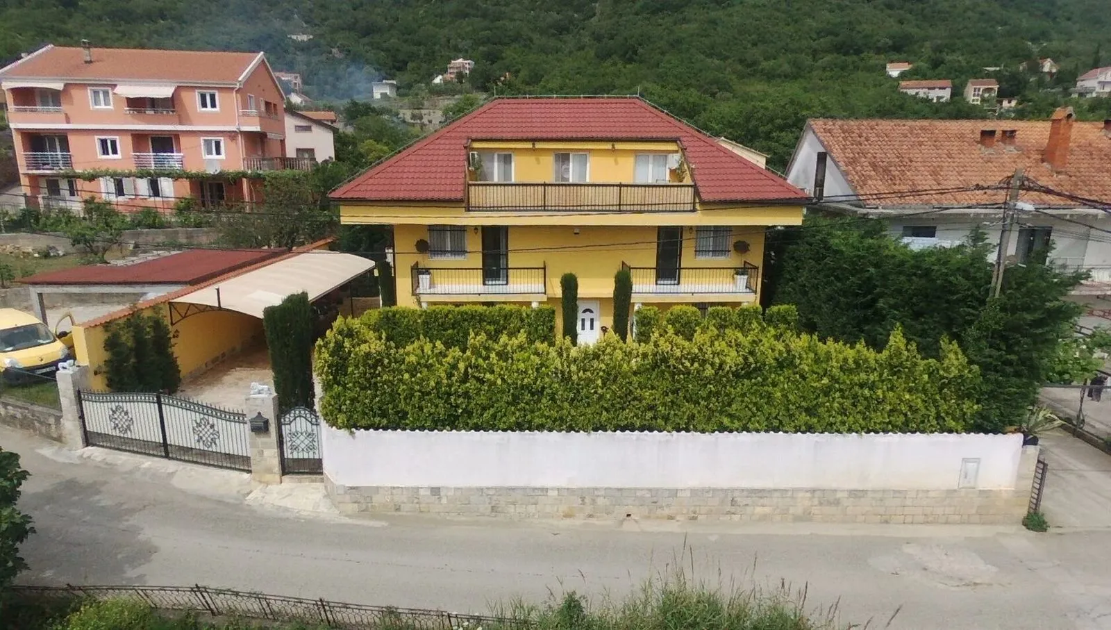 Sale, house, 340m², Lastva Grbaljska, Kotor