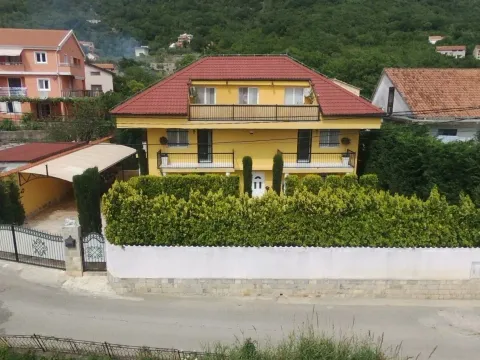 Sale, house, 340m², Lastva Grbaljska, Kotor - image 1