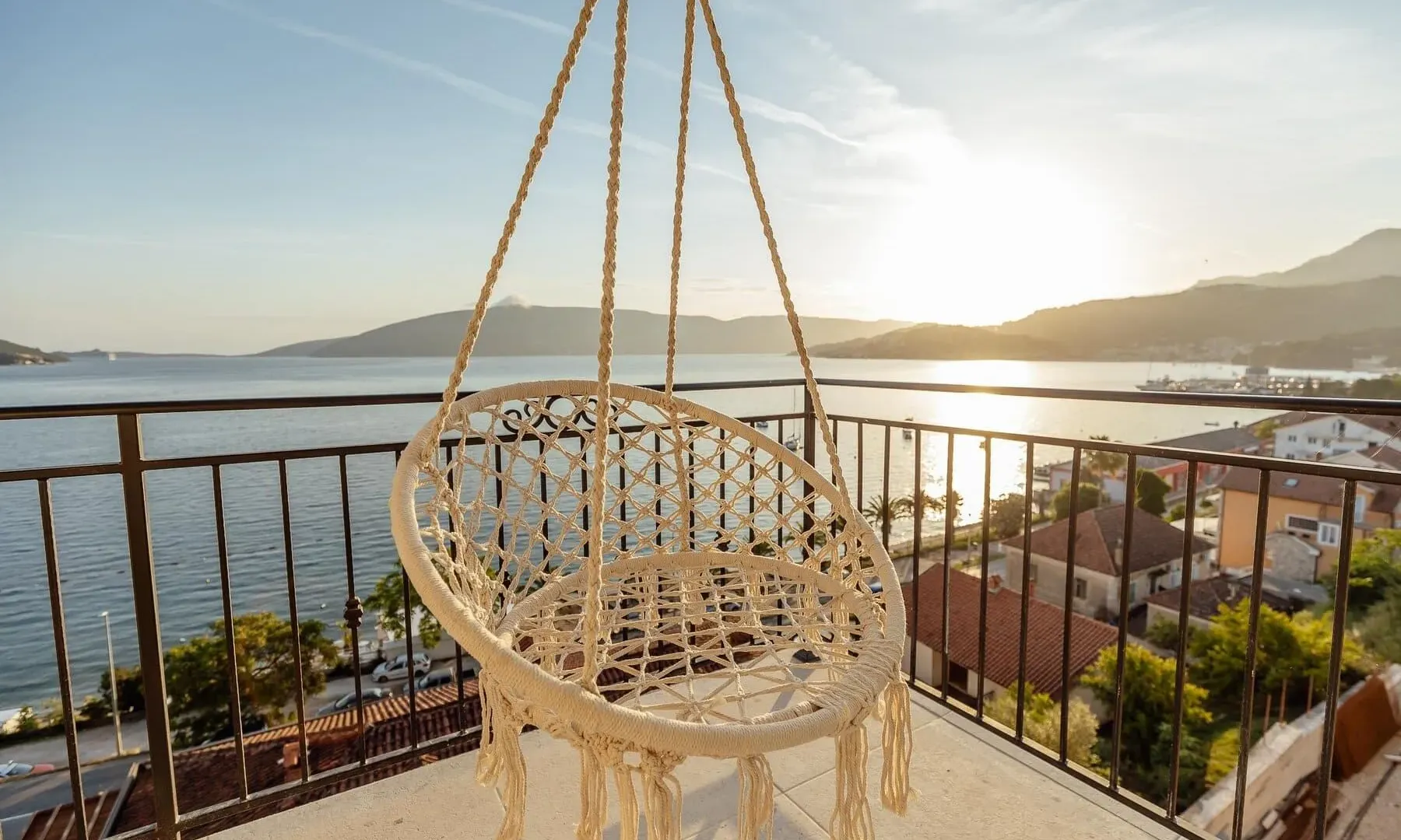 Prodaja, ugostiteljski objekat, 1000m², Kumbor, Herceg Novi