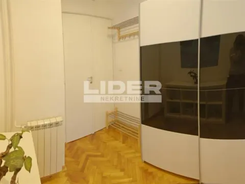 Prodaja, trosoban stan, 67m², Stari Grad, Beograd - image 4