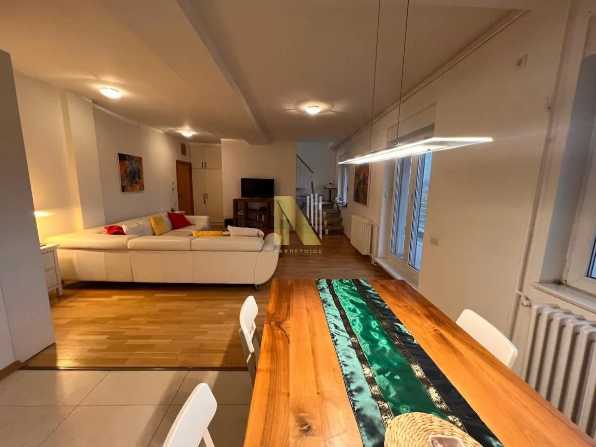 Prodaja, dvosoban stan, 89m², Stari grad, Novi Sad
