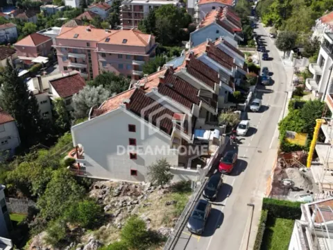 Izdavanje, kuća, 280m², Gorica C, Podgorica - image 10