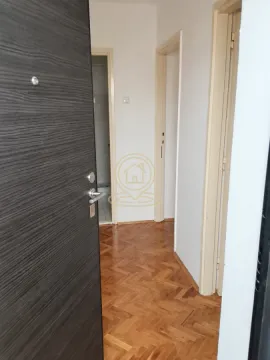 Prodaja, jednosoban stan, 43m², Adamovićevo Naselje, Novi Sad Sve Podlokacije - image 2